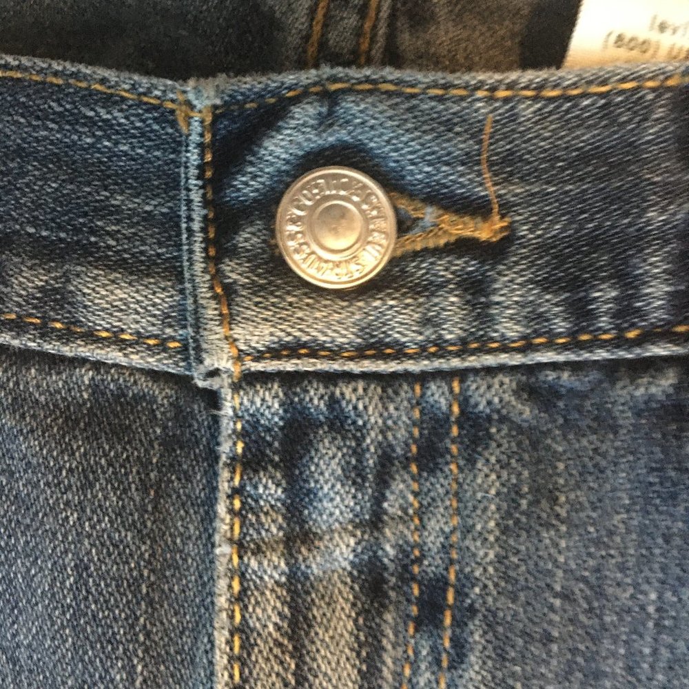 Levi's 515 Nouveau Boot Cut Low Rise Jean - Picture 4 of 8